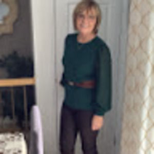 Meet your Posher, Raymonde